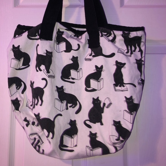 Cool Cats Read tote bag. - Picture 2 of 2